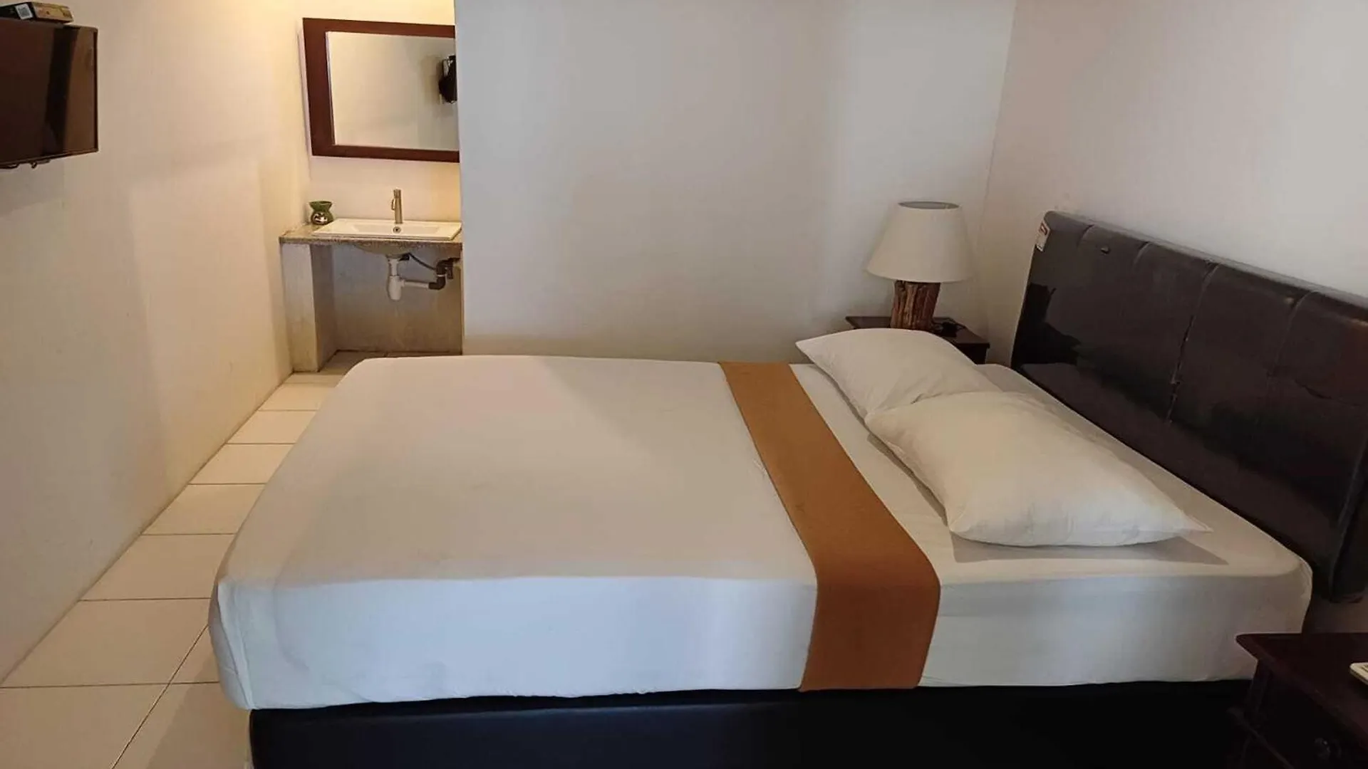 Taste Of Bali Hostel Kuta Lombok